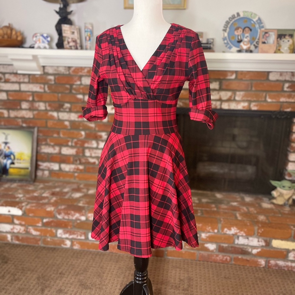 Unique Vintage 1950s Red & Black Plaid Delores Swing Dress with Sleeves - M/6-8